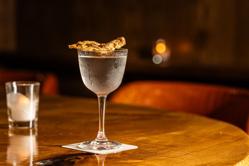 Bar Snack-cocktail CREDIT Eric Medsker_NA50BB25-51-100-LIP